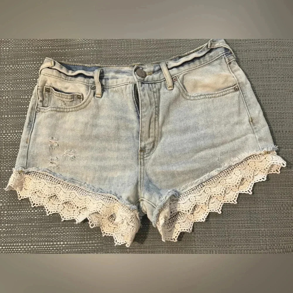 Free People Light Wash Denim Lace Edge Shorts